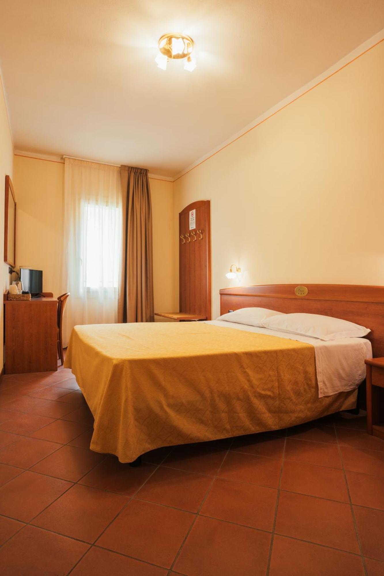 Albergo Cane Dozza Luaran gambar