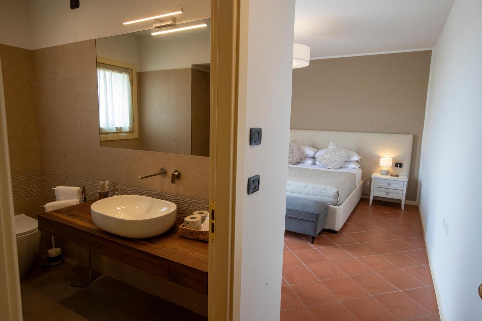 Albergo Cane Dozza Luaran gambar