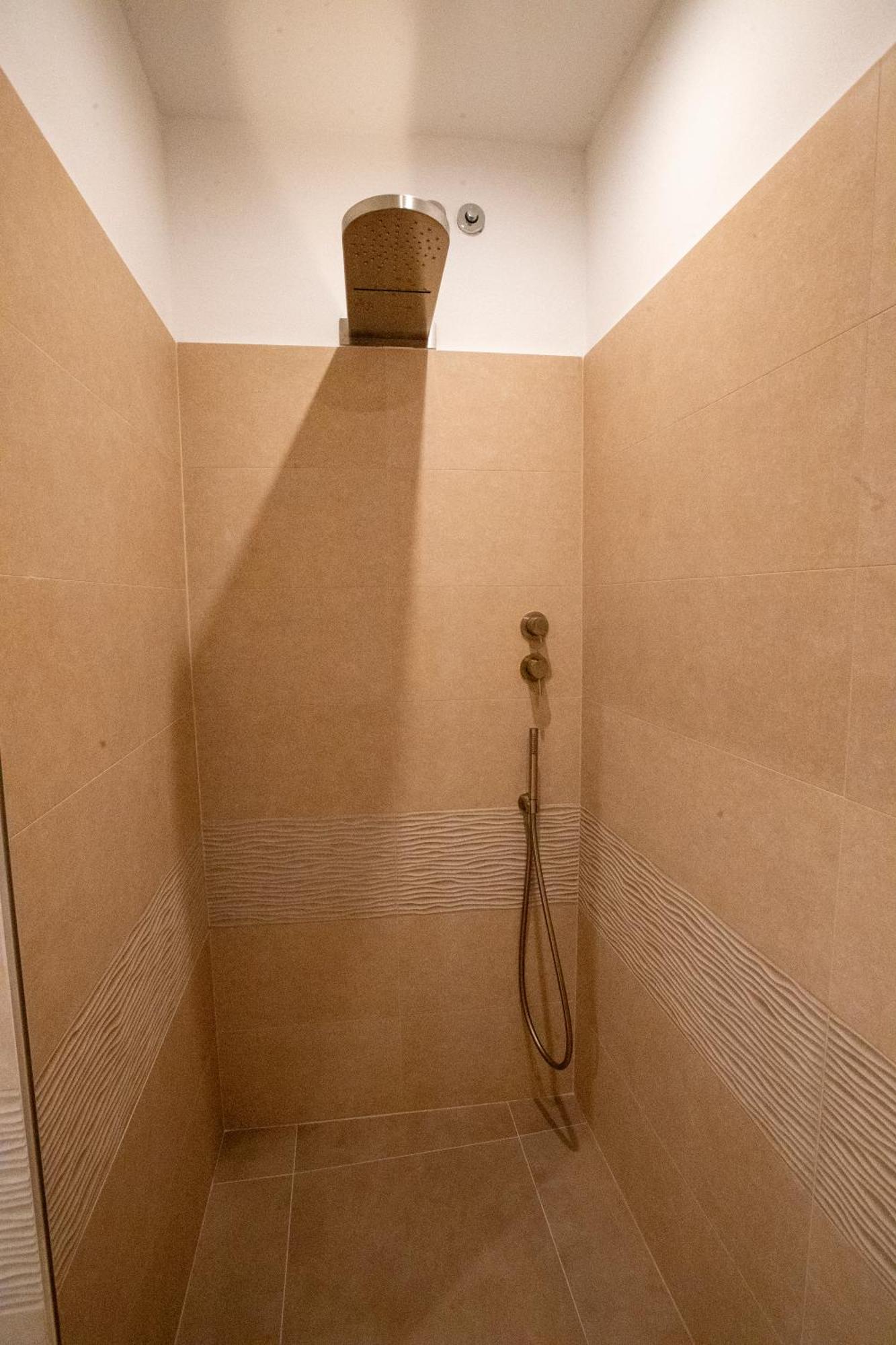 Albergo Cane Dozza Luaran gambar